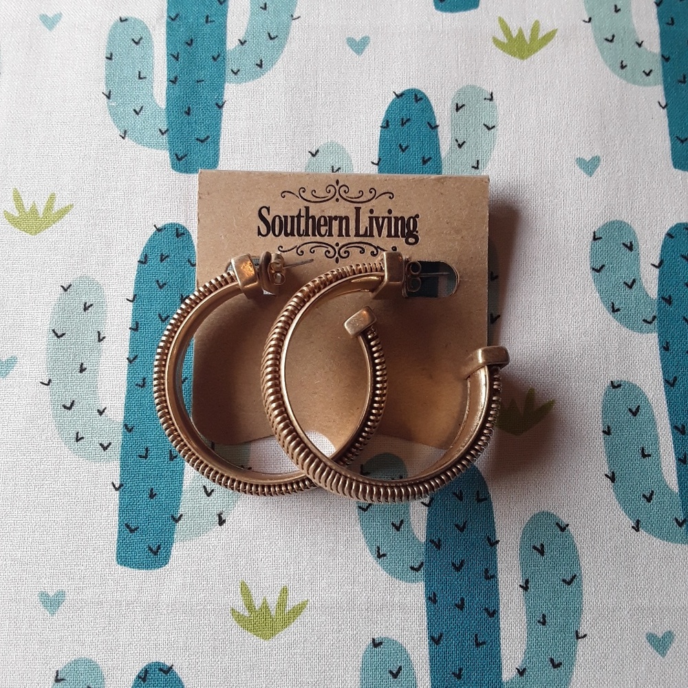 SOUTHERN LIVING EARRINGS